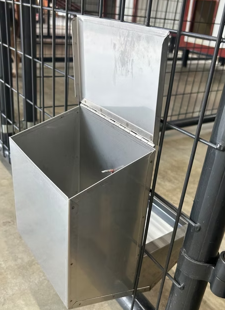 Stainless Steel Feeder - 25 cup Capacity